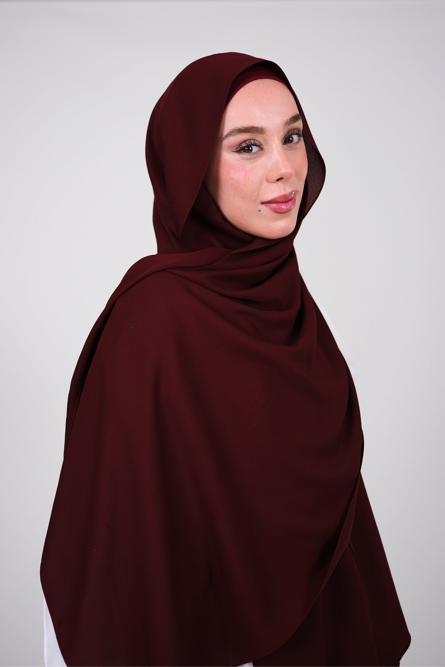 Mıknatıslı Ve Boneli Şifon Şal - Bordo