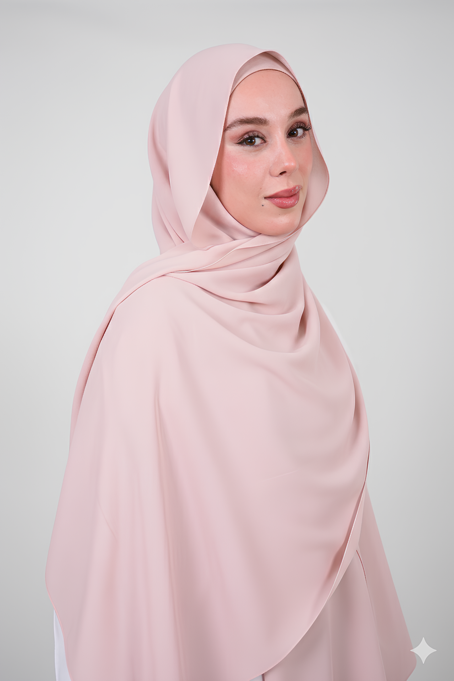 Mıknatıslı Ve Boneli Şifon Şal - Pudra Pembesi